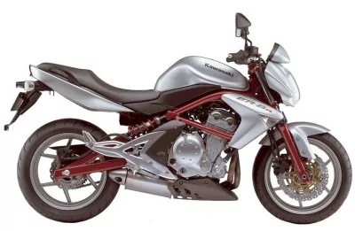 Kawasaki ER 650cm3